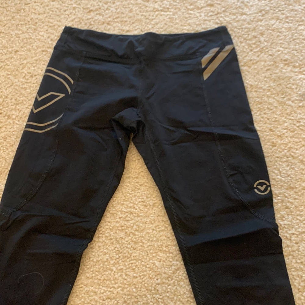 Virus Leggings
